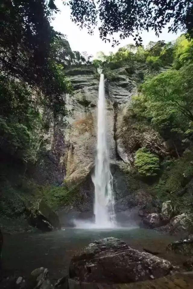结石在体外碎石的利弊是怎样的呢?